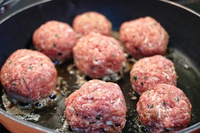 meatballs-in-frying-pan